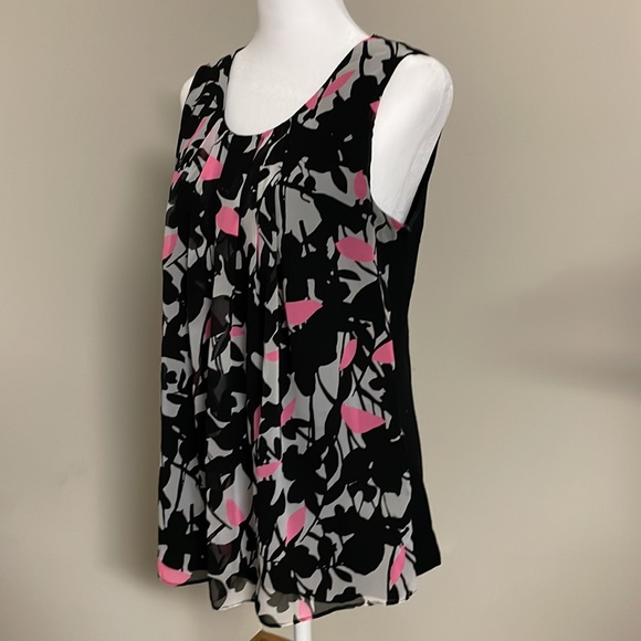 New York & Co Blouse - Picture 3 of 7